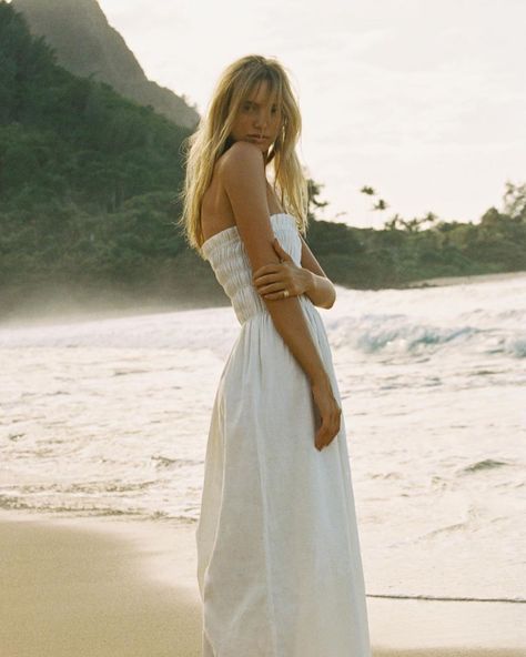 Dress On Beach Photoshoot, Beach Photoshoot White Dress, Sir The Label, White Dress Beach Photoshoot, White Flowy Maxi Dress, Strapless Maxi, Dress Aesthetic, V Neck Midi Dress, Long White Dress