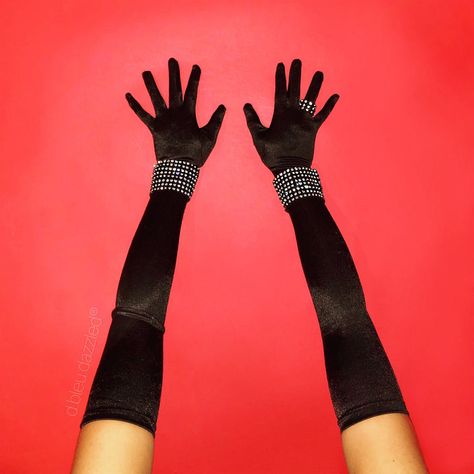 Black Gloves Outfit, Gloves With Rings, Fancy Gloves, Gloves Aesthetic, Long Black Gloves, Opera Length Gloves, Gloves Outfit, Dress And Gloves, Dress With Gloves