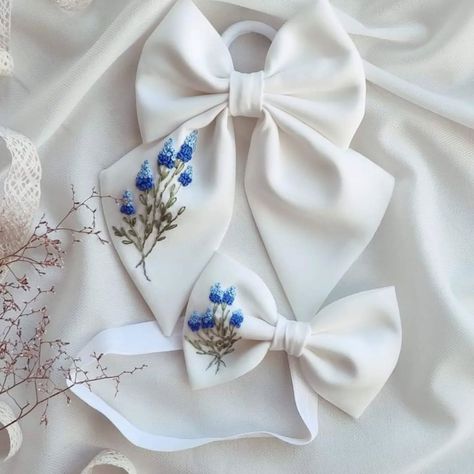 Handmade embroidered bow available. All kind of bows and scrunchies available on our store. Different variety of hair acessories available Dm us now for order and more updates. Hurry up and book your order now. #explorepage #supportsmallbusiness #vocalforlocal #shopsmall #explore #scrunchieforlife #instagram #onlineshopping #scrunchiesforsale #scrunchies #scrunchiestyle #scrunchiesareback #viral#trending #india#making #diy#embroidery #embroideryart #embroidered #embroideredbows #handmade #... Hair Bows Diy Ribbon, Embroider Ideas, Embroidered Hair Bows, Hair Acessories, Embroidered Bow, Diy Hair Accessories Ribbon, Bows Diy Ribbon, Crochet Jewelry Patterns, Diy Embroidery Designs