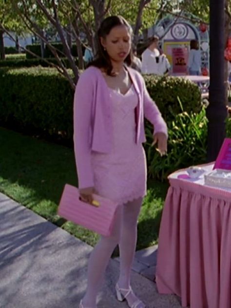 Clueless Tv Show, Dionne Davenport, Stacey Dash, Clueless Fashion, 2000s Fashion Trends, Clueless Outfits, Girl Y2k, Tv Show Outfits, Preppy Girl