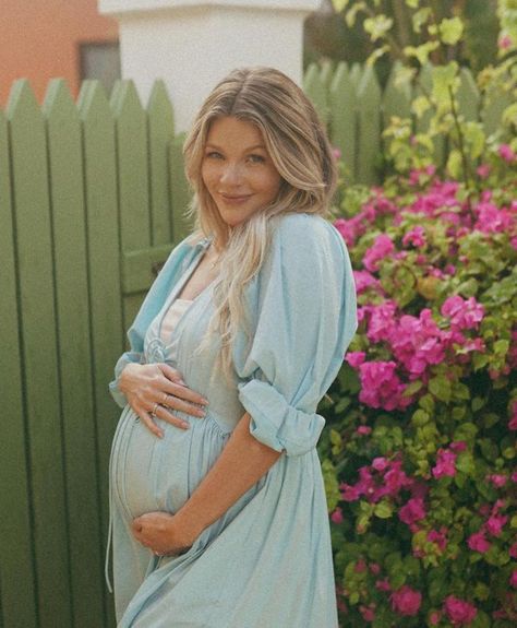 All Posts • Instagram Witney Carson Pregnant, Witney Carson, Baby Bump, Dancing With The Stars, Baby Bumps, How To Take Photos, Bump, A Photo, The Sun