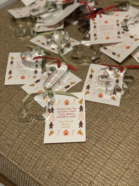 Cookie Decorating Party Favors, Xmas Cookie, Christmas Cookie Party, Cookie Exchange Party, Cookie Decorating Party, Fun Sayings, Christmas Cookie Exchange, Christmas Pops, Christmas Poems