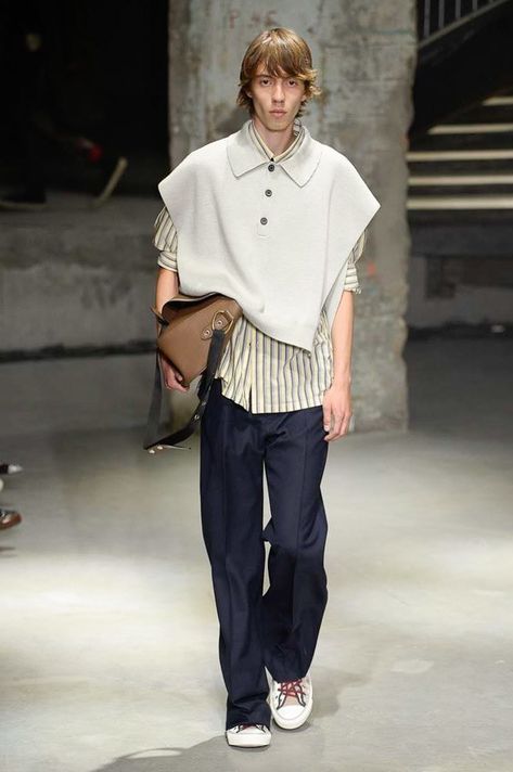 Lanvin Menswear, Nerd Chic, Paris Mens Fashion, Jeanne Lanvin, Menswear Runway, Catwalk Collection, Mens Spring Fashion, Mens Fashion Week, Layered Fashion