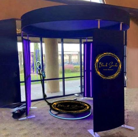 Offering the best quality photo booths and convenient rates for every day small businesses. 360 Booth, Photo Booth Setup, Event Rental Business, Booth Setup, Photo Booth Business, Gif Photo Booth, Photo Booth Design, 360 Photo Booth, Wall Charm