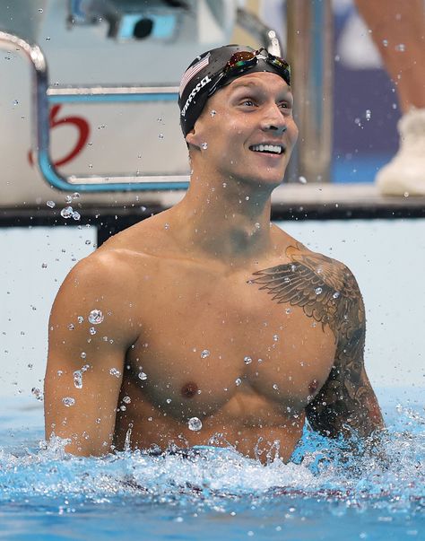 You May Need to Jump in the Pool to Cool Off After Seeing These Photos of Olympic Swimmer Caeleb Dressel Caleb Dressel Swimmer, Swimmer Physique, Caleb Dressel, Caeleb Dressel, Male Swimmers, Swimming World, Team Usa Olympics, Balanced Diet Plan, Olympic Swimming