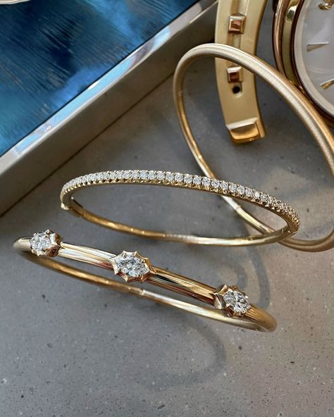 Bangle by JADE TRAU _______________________________________________ #balnnari #jewelry #goldjewelry #bangles #classic #daintypieces #foreverjewelry #design #balnnariclub Jade Bangle, Forever Jewelry, Gold Jewelry, Jade, Bangles, Quick Saves, Design