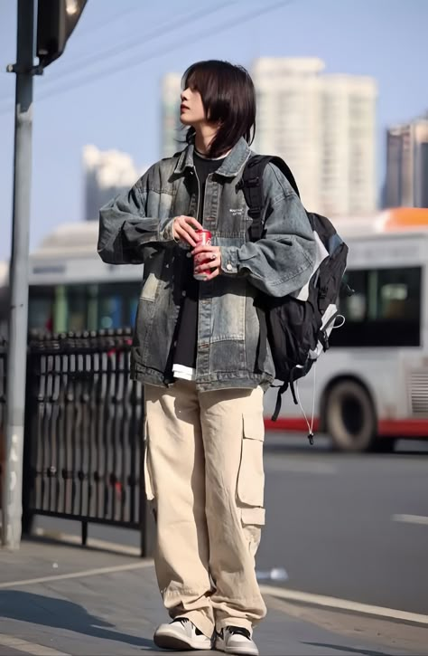 Tomboyish Outfits Casual, Edgy Tomboy Fashion, Foto Pov, Tomgirl Outfits, Asian Tomboy, Tomboyish Outfits, Tomboy Fits, Tomboy Girls, Boyish Outfits