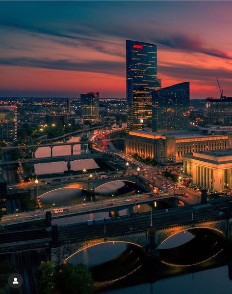 Futuristic Civilization, West Philadelphia, Philadelphia City, Christmas Eve Party, Philadelphia Skyline, Learn Languages, City Scapes, Beautiful Skies, Brotherly Love