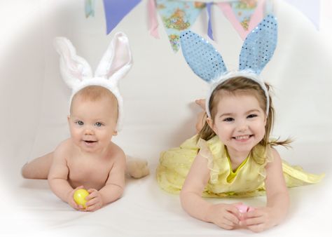 Sibling Easter Picture. Baby and Toddler Easter. Sweet Pea Photography Norwalk, Oh First Easter Pictures, Baby Easter Pictures, Baby First Easter, Pea Photography, Easter Baby Photos, Easter Mini Session, Sibling Pictures, Easter Photoshoot, Easter Photography