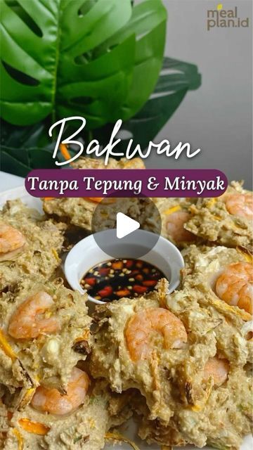 PT MEAL PLAN INDONESIA on Instagram: "‼️⚠️SAVE SEKARANG⚠️‼️ Kamu suka makan gorengan? Tapi lagi kurangin tepung & minyak? 👀 Bisa lohh ikutin tutorial pengganti tepung inii😁 Atau ada yang pernah coba sendiri? Coba SHARE video ini & jangan lupa tulis pendapat kamu di kolom KOMENTAR yaa💌  #tips #diet #sehat #mealplan #health #healthy #healthyfood #healthylifestyle #food #lifestyle #gorengan #bakwan" Diet Meal Plan Indonesia, Meal Plan Indonesia, Makanan Rendah Kalori, Diet Sehat, Share Video, Resep Diet, Tips Diet, Makanan Diet, Protein Diets