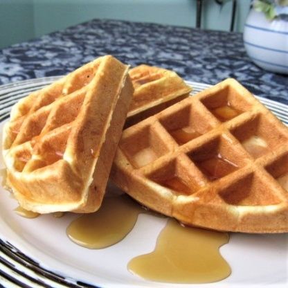 Waffles For 2 Recipe, Waffle Recipe Easy Small Batch, Small Batch Waffle Batter, Waffle Recipe Small Batch, Small Waffle Recipe, Small Batch Waffles Recipe, Small Batch Waffles, Waffles For Two Recipe, Waffle Recipe For 2