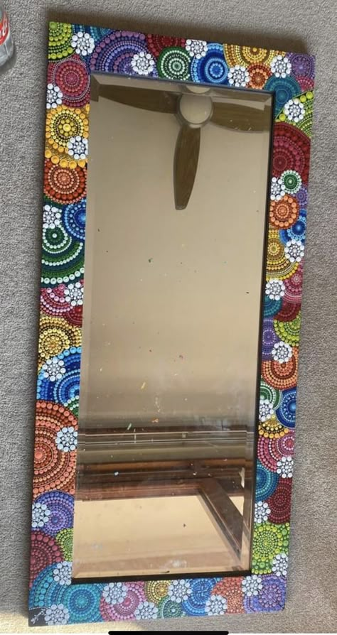 Painting Mirror Frames, Mosaic Mirrors, Mosaic Art Diy, Small Couch, Mandala Design Pattern, Mandala Art Lesson, Art Decor Diy, Mandala Wall Art, Mirror Painting