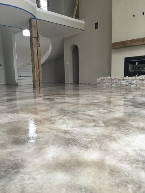 Micro topping concrete overlay with stain and sealed - 2016 Snap & Win Concrete Photo Contest July – August – Surecrete Products Acid Stained Concrete, Concrete Patios, Concrete Overlay, Smooth Concrete, Concrete Stained Floors, Floor Stain, Diy Concrete, Cement Floor, Basement Flooring