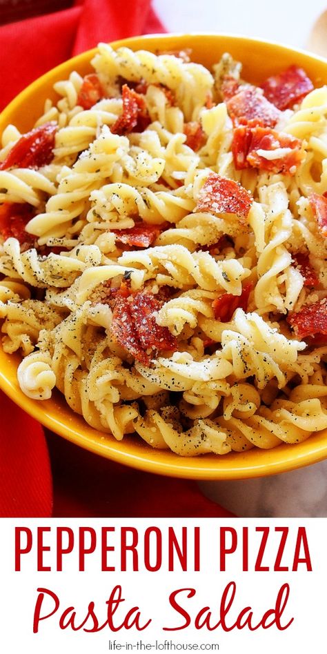 Pepperoni Pizza Pasta Salad, Pepperoni Pizza Pasta, Pizza Pasta Salad, Salads For Kids, Salad Pizza, Salad Dinner, Easy Pasta Salad Recipe, Pizza Casserole, Cold Pasta Salad