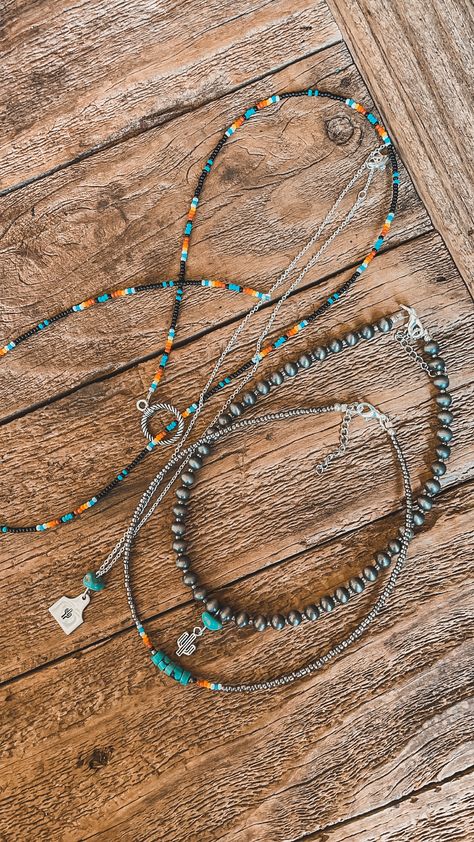 Making Western Jewelry, Blue Turquoise Jewelry, Western Cowgirl Jewelry, Simple Western Jewelry, Cute Country Jewelry, Western Jewelry Making Ideas, Punchy Western Jewelry, Western Jewelry Gold, Country Jewelry Necklaces