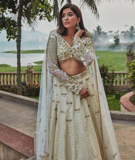 Avneet Kaur In Lehenga, Nimrit Kaur, Nimrit Kaur Ahluwalia, Navneet Rana Kaur, Avneet Kaur Traditional, Nimrat Kaur, Indian Blouses, Tv Streaming, Indian Blouse