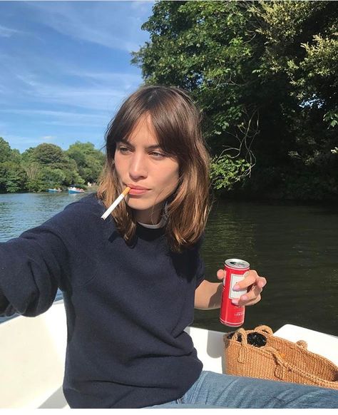 Alexa Chung Hair, Bob Ombre, Alexa Chung Style, Hair Bob, Tokyo Fashion, Alexa Chung, Long Bob, Grunge Hair, French Girl