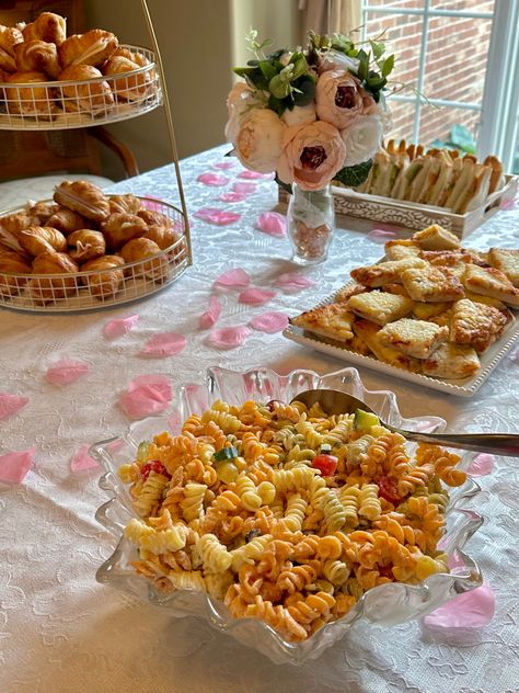 picnic food ideas, sweet 17 menu, food inspo, party food ideas, grad party food inspo, pasta salad, croissant sandwiches Croissant Sandwich Party, Food Ideas Sweet, Baby Shower Sandwiches, Grad Party Food, Croissant Sandwiches, Gender Reveal Food, Party Food Menu, Picnic Food Ideas, Croissant Sandwich