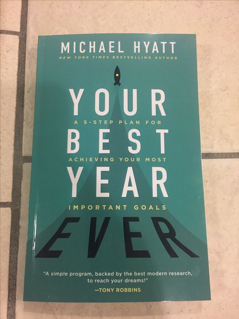 Business Books Worth Reading, Michael Hyatt, Best Year Ever, Empowering Books, Marie Forleo, Best Self Help Books, Books To Read Nonfiction, 100 Books To Read, Self Development Books