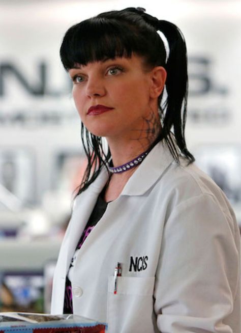 Abby Sciuto Tattoo, Ncis Abby Sciuto Tattoos, Abby Ncis Aesthetic, Abby Sciuto Outfits, Ncis Abby Sciuto, Abby Ncis, Ncis Characters, Ncis Abby, Abby Sciuto