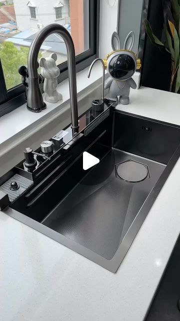 @boelon_official on Instagram: "Our kitchen sink will help you elevate your space from ordinary to extraordinary. 

Link in bio. www.boelon.com

#kitchen #kitchendesign #kitchenremodel #kitchenrenovation #kitcheninspiration #kitchengoals #kitcheninterior #luxury #luxuryhomes #luxuryhomes #luxuryrealestate" Kitchen Sink Renovation, Luxury Black Kitchen, Wall Decor Living Room Modern, Modern Kitchen Sinks, Black Kitchen Sink, Kitchen Ideas Modern Luxury, Bathroom Solutions, Studio Kitchen, Kitchen Decor Modern