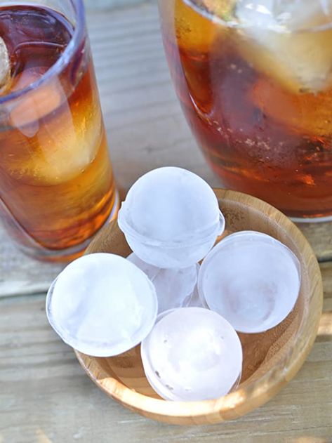 Circular Ice Cubes, Round Ice Cubes, Round Ice, Ice Ball, Ice Cube Maker, Ice Molds, Ice Cube, Kitchen Utensils, Business Ideas