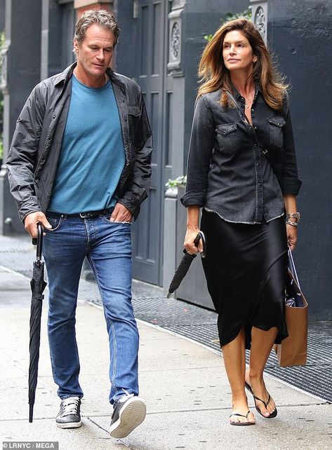 Afternoon walk: Cindy Crawford and Rande Gerber stepped out and braced the gloomy weather ... Rande Gerber, New York Weather, Gloomy Weather, Two Love Birds, 2 September, Black Flip Flops, Zoe Kravitz, Kaia Gerber, Rainy Weather