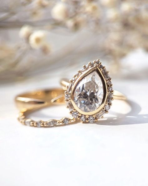 When it comes to Avery? Show, don't tell 💍✨ #statementring #pearengagementring #haloengagementring #vintagestyle #artdecoring #uniqueengagementring #labdiamonds #moissanite Baguette Halo, Show Don't Tell, Vintage Halo Ring, Profile Settings, Vintage Halo, Pear Ring, Moissanite Diamond Rings, Pear Engagement Ring, Ring Antique