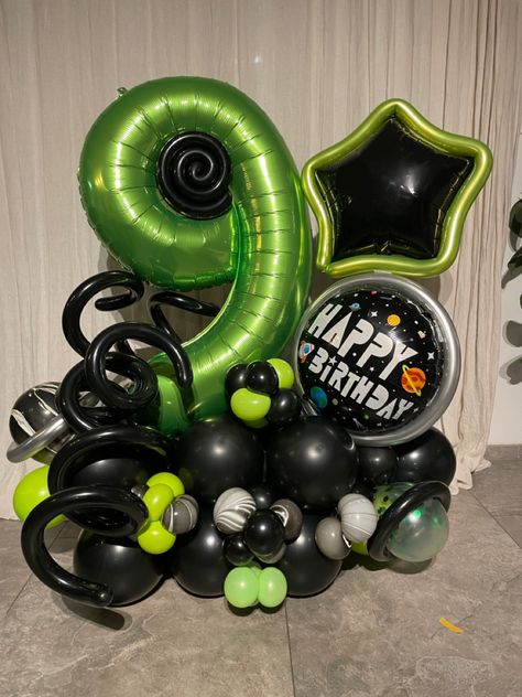 Balloon decoration 
Birthday decoration Birthday Balloon Bouquet, Its A Boy Balloons, Balloon Ideas, Black Balloons, 9th Birthday, Balloon Bouquet, Birthday Balloons, Black Rings, Boy Birthday