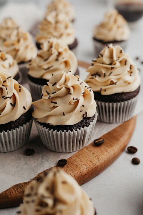 Aug 18, 2021 - Soft and fluffy chocolate and coffee cupcakes with an espresso American buttercream. So easy to make and delicious! Mini Cupcake Recipes, Homemade Espresso, Espresso Buttercream, Best Chocolate Cupcakes, Cupcake Cream, American Buttercream, Mocha Cupcakes, Chocolate And Coffee, Coffee Cupcakes