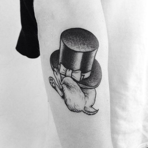 Magician tattoo Magician Tattoo Ideas, Magician Tattoo, Magicians Assistant, Circus Tattoo, Tattoo Cool, Magic Rabbit, Rabbit Tattoo, Tattoo Reference, Magic Tattoo