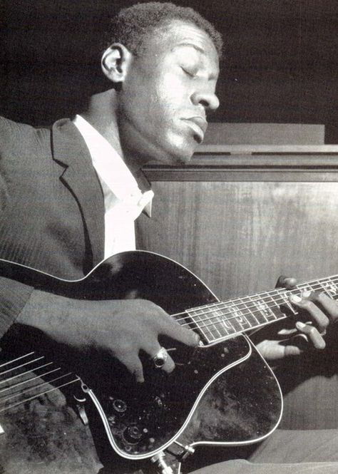 Grant Green Grant Green, Musician Photos, Francis Wolff, Classic Blues, Herbie Hancock, Classic Jazz, Guitar Photos, Blues Musicians, Jazz Artists