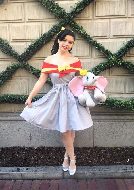 Amber Arden [as Dumbo - as a human female feat. Dumbo] (Cosplay by AmberArden @Facebook) #Dumbo Dapper Disney, Dumbo Costume, Dapper Day Disneyland, Dumbo Disney, Dapper Day Outfits, Disney Dapper Day, Cute Disney Outfits, Disney Dress, Disney Inspired Fashion