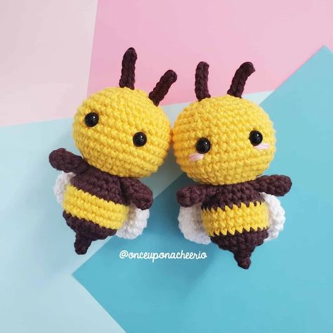 No Sew amigurumi bee crochet pattern Free Crochet Key Ring Patterns, Bee Pattern Crochet, Bee Crochet Patterns Free, Crochet No Sew, Crochet Bee Pattern, No Sew Amigurumi, Bee Crochet Pattern, 2024 Crochet, Amigurumi Bee