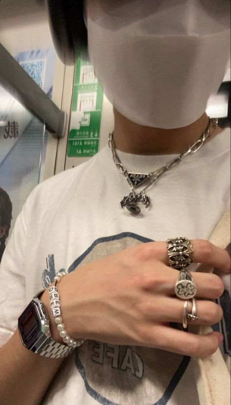 Chrome Hearts Necklace Outfit, Chrome Hearts Jewelry, Y2k Accessories, Y2k Jewelry, Mens Silver Necklace, Classy Jewelry, Boy Accessories, Student Fashion, Chrome Hearts