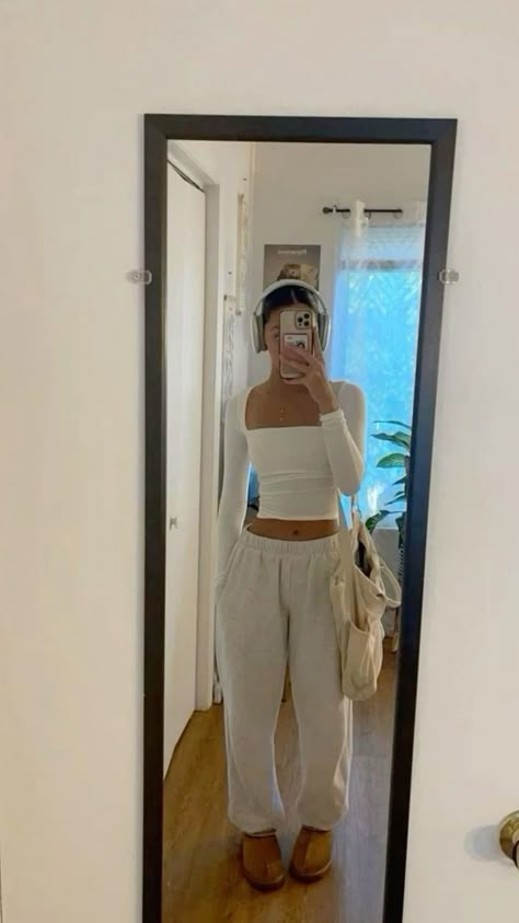 Clean Girl Outfits, Neue Outfits, Cute Lazy Day Outfits, Outfit Inspo Casual, School Looks, Clean Girl Aesthetic, Lazy Day Outfits, Girl Fits, Fall Fits