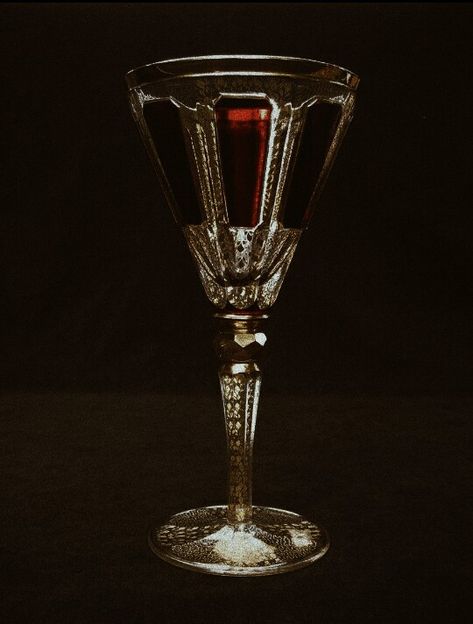 Nadja Antipaxos Aesthetic, Gothic Wine Glasses, Nadja Core, Vamp Aesthetic, Castlevania Dracula, Vampire Core, Victorian Vampire, Vampire Aesthetic, Gothic Vampire