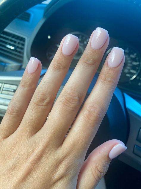 Light Pink Nails Neutral, Short Neutral Bridal Nails, Short Dip Manicure, Bride Dip Nails, Sns Natural Nails Colors, Light Dip Nails, Light Dip Powder Nails, Natural Dip Nails Short, Short Acrylic Nails Neutral Colors