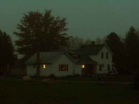 Midwest Emo Aesthetic, Oregon Aesthetic, Small Town Mystery, Babette Ate Oatmeal, Midwest Emo, Emo Aesthetic, Rope Hair, Southern Gothic, Gothic Aesthetic