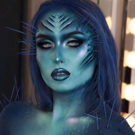 Deep Sea Siren  Thanks to our friends at @mehronuk  @jess.cox.makeup created using Mehron Paradise Paint  #mehron #mehronuk #mehronmakeup #mehronparadise #mehronparadisepaint #makeup #makeupartist #makeuplooks #makeuplook #makeupartist #creativemakeup #creativemakeuplooks #bodypaint #bodyart Sea Siren Makeup, Deep Sea Siren, Unique Makeup Ideas, Siren Makeup, Mermaid Makeup Halloween, Siren Costume, Mermaid Costumes, Mermaid Halloween Costumes, Mermaid Cosplay