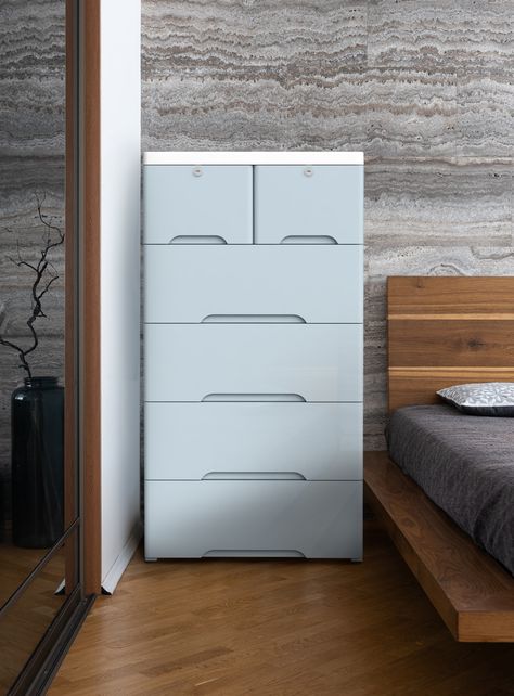 🙉6 DRAWERS ORGANIZER:Features 4 large drawers and top 2 small cabinets locker(with keys),6 drawers for large storage space. 🙉Storage cabinet on wheels made it easily to move anywhere you want. Drawers Closet, Cabinet On Wheels, Organizer For Clothes, Dresser Organizer, Playroom Bedroom, Closet Drawers, Dresser Organization, Space Storage, Dresser Storage