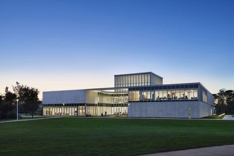 Gallery of SCCC Learning Resource Center / ikon.5 architects - 1 Lecture Hall, University Of Nottingham, Problem Based Learning, Lectures Hall, Group Study, Community Living, Experiential Learning, Study Rooms, Education College