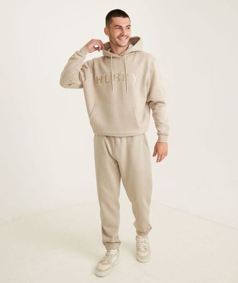 SweatPants Paired Matching Sweatshirt Colored Sweatpants, Sweatpants For Men, Valentines Birthday, Vegas Elopement, Soft Luxury, Mens Fashion Blog, Matching Sweatshirts, Fashion Hacks, High Waisted Trousers