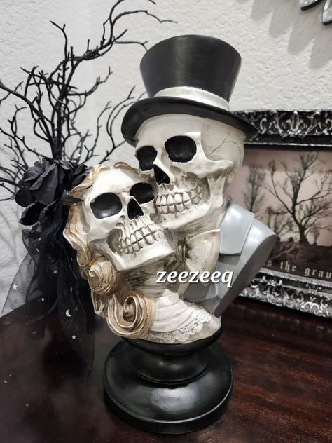 I just added a new item to eBay, Halloween Bride & Groom Skeleton Bust Veil Top Hat Black Skulls Figurine Statue! #eBay #eBaySeller Skeleton Centerpieces, Veiled Statue, Skeleton Figurines, Top Hat Centerpieces, Halloween Bride, Skull Crafts, Creepy Halloween Decorations, Black Top Hat, Haunted Halloween