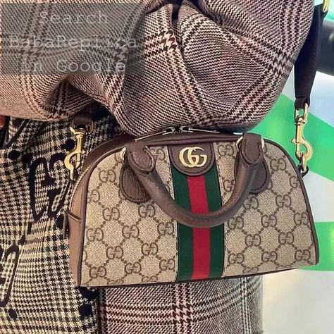 💖Style: Fashion 💖Closed Way: Zipper #shoulderbag #shoulderbags #handbag #womenbags #chainbags #repsbag Gg Marmont Bag, Lv Shoulder Bag, Gucci Crossbody Bag, Fake Designer, Gucci Purse, Gucci Crossbody, Bag Inspiration, Cheap Handbags, Designer Shoulder Bags