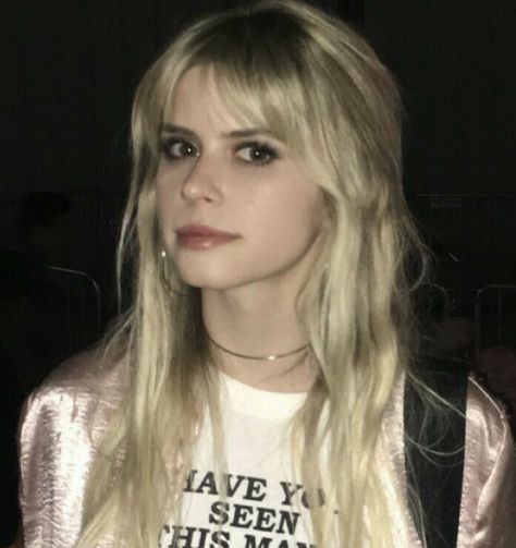 Brooke Maddox Icons, Brooke Maddox Aesthetic, Carlson Young, Pretty Hairstyles, Hair Goals, Hair Looks, Scream, Pretty Woman, New Hair