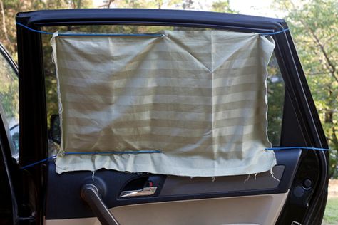 Sleeping In Car, Prius Camping, Car Window Curtains, Camping Vans, Camping Gear Diy, Minivan Camping, Rent Rv, Camping 101, Camping Guide