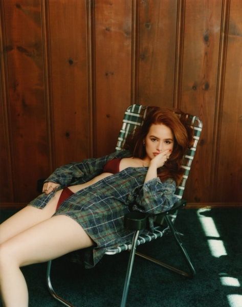 best of madelaine petsch on X: "no thoughts, just madelaine petsch https://t.co/LHeIcN0P9V" / X Cheryl Blossom Riverdale, Riverdale Cheryl, Green Lingerie, Bobby Brown Stranger Things, Madelaine Petsch, Cheryl Blossom, Actrices Hollywood, The Cw, Riverdale