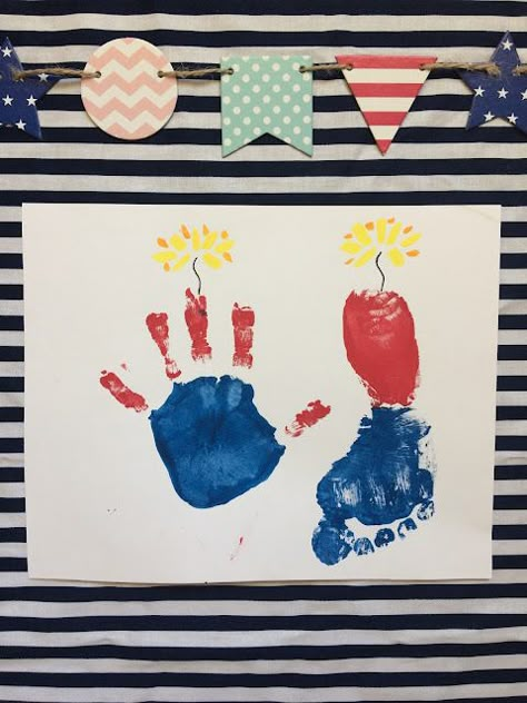 Fourth Of July Art For Toddlers, 4th Of July Baby Crafts, Fourth Of July Handprint Art, 4th Of July Crafts For Infants, July Art For Toddlers, May Handprint Art, 4th Of July Crafts For Toddlers, 4th Of July Crafts For Kids, Summer Footprint Art