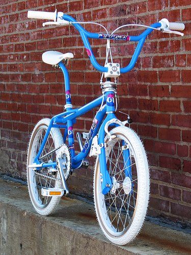 1987 GT Pro Freestyle Tour Team Model - BMXmuseum.com Gt Pro Performer, Haro Bmx, Bmx Scooter, Bmx Wheels, Bmx Bike Parts, Bike Freestyle, Gt Bikes, Gt Bmx, Bicycle Paint Job